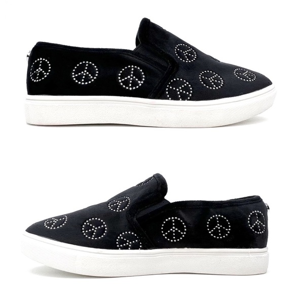 Steve Madden Sneakers Black Velvet Rhinestone Peace Sign Slip-on Shoe Size 5 New - Picture 3 of 8